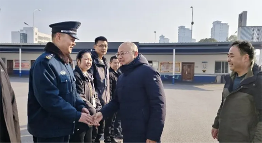 图片2 图片2